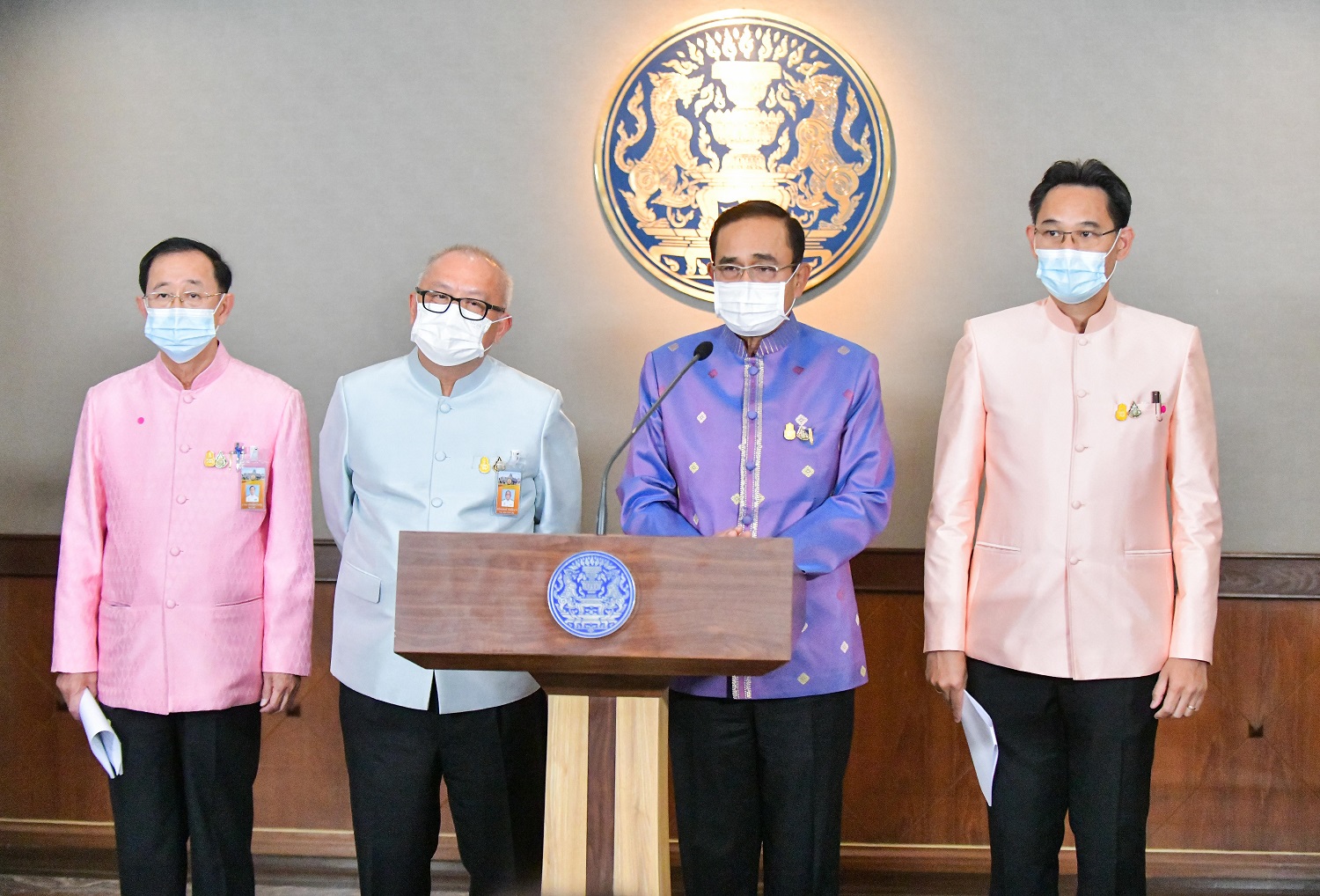 แถลงมาตรการรัฐบาล