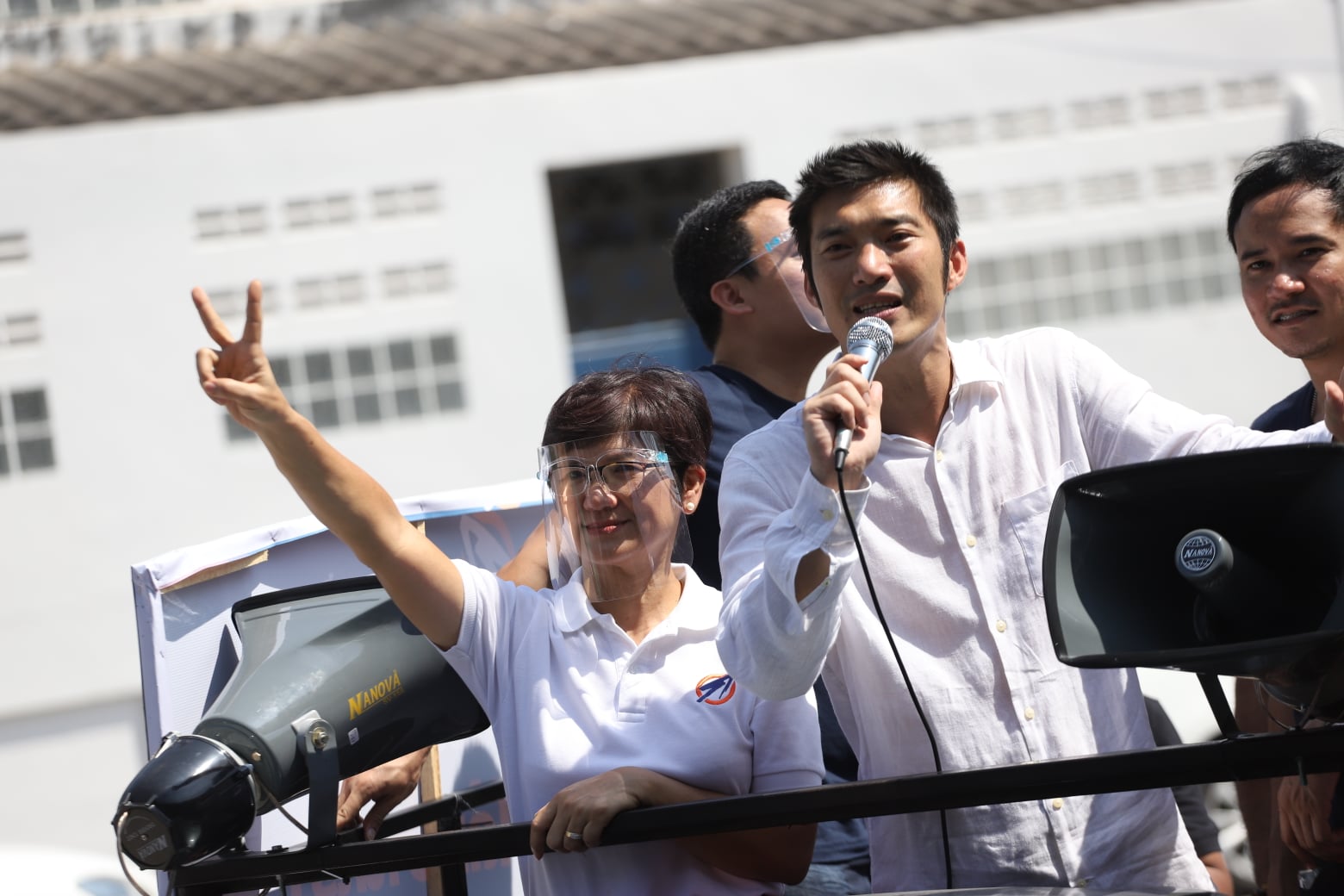 “ธนาธร” โพสต์ ยุบอนาคตใหม่ครบ 1 ปี แต่ยุบอุดมการณ์ไม่ได้