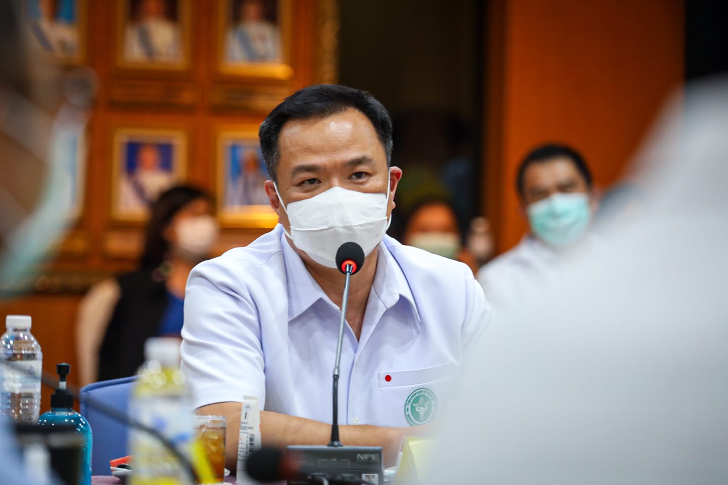 ไม่ทิ้งใครไว้ข้างหลัง “อนุทิน” ลั่น วัคซีนล็อตแรกฉีดให้ทุกคน ไม่เฉพาะคนไทย