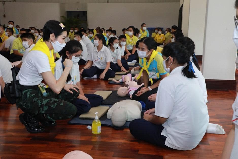 เจ้าคุณพระสินีนาฏ ร่วมกิจกรรมจิตอาสา ฝึกปฏิบัติการช่วยชีวิตขั้นพื้นฐาน
