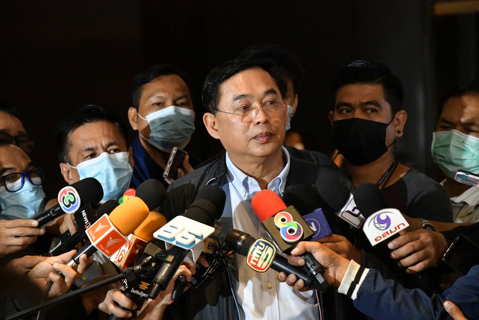 สุริยะ การันตี สุชาติ รอดศึกอภิปรายไม่ไว้วางใจ-ผลงานเป็น ...