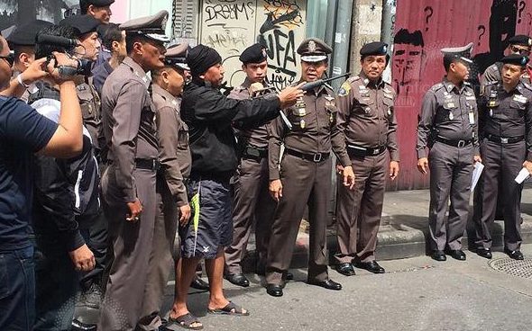 “คดีชายชุดดำ” 10 เม.ย. 53 ประวัติศาสตร์ไม่ควรถูกลืม ที่แยกคอกวัว