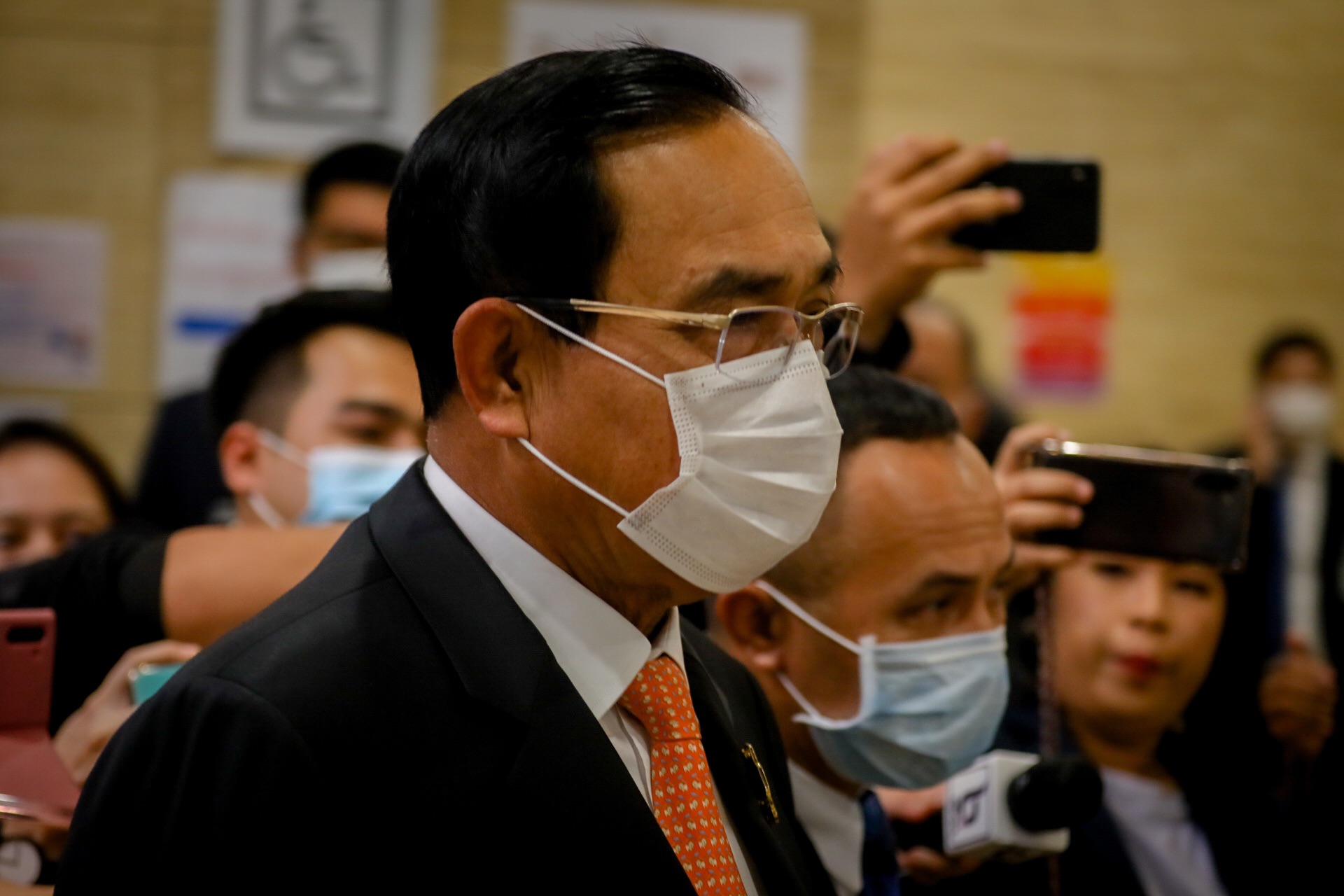 อภิปรายไม่ไว้วางใจวันแรก “ประยุทธ์” ถึงสภาแต่เช้า พร้อมสู้ศึกซักฟอก