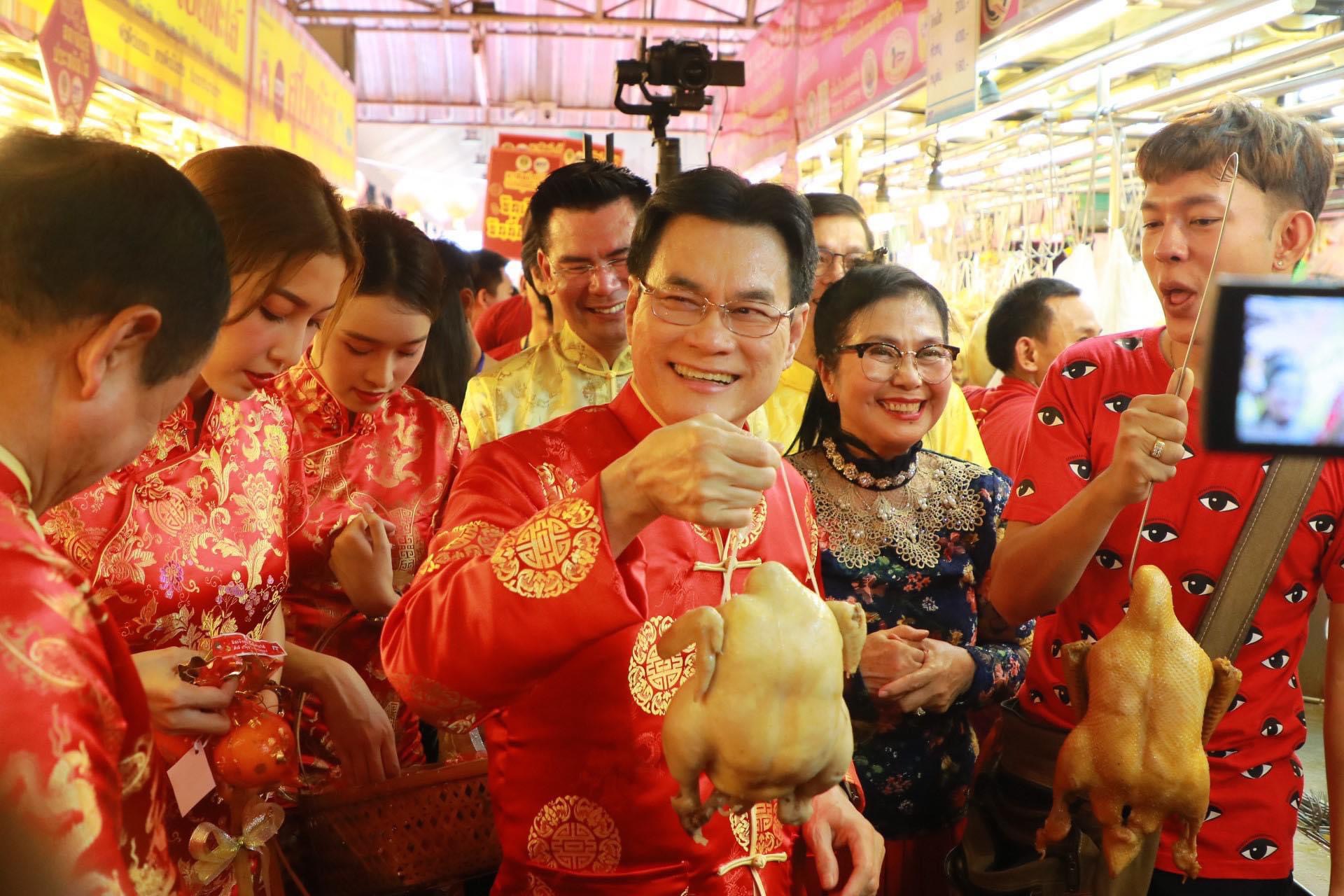 จุรินทร์ สกัดพ่อค้าฉวยโอกาสขึ้นราคาสินค้า ตรุษจีน