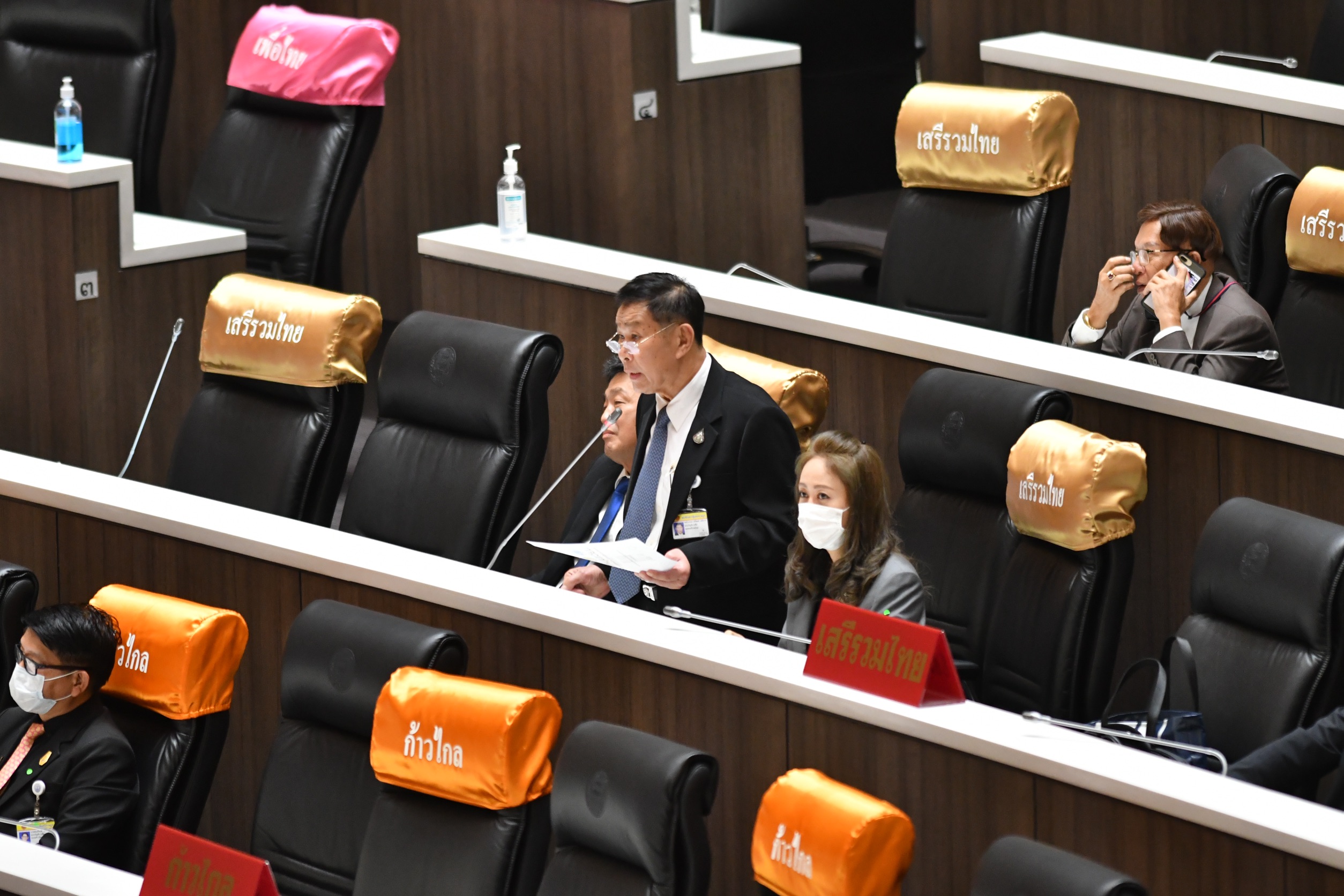 “เสรีพิศุทธ์” ขุดผลงานเก่าอภิปราย “ประยุทธ์” แฉเบื้องหลังส่วย