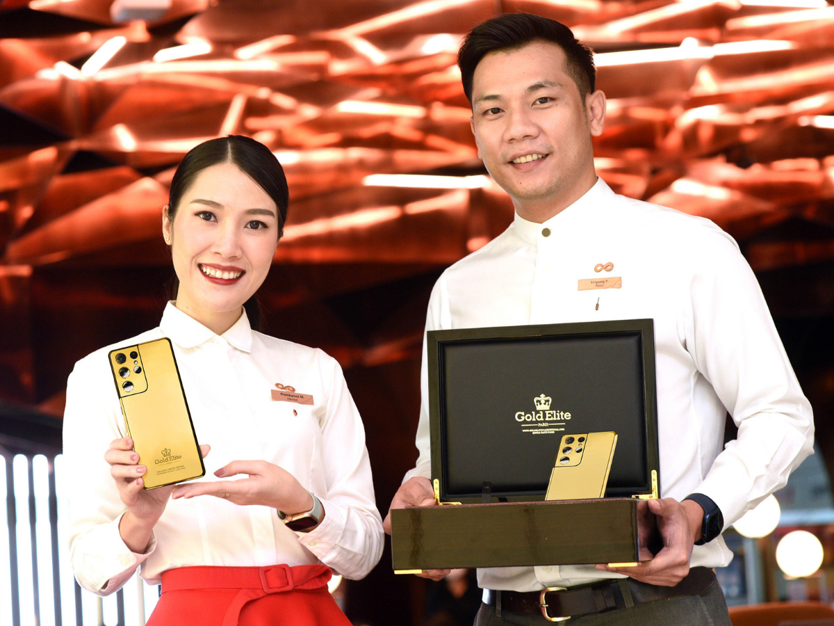 เปิดภาพ สมาร์ทโฟนทองคำแท้ 99.9% ราคา 1.79 แสนบาท