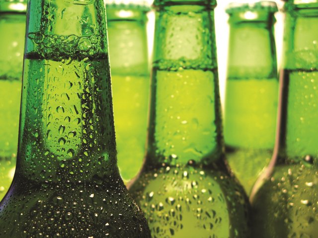 green-bottle-wet