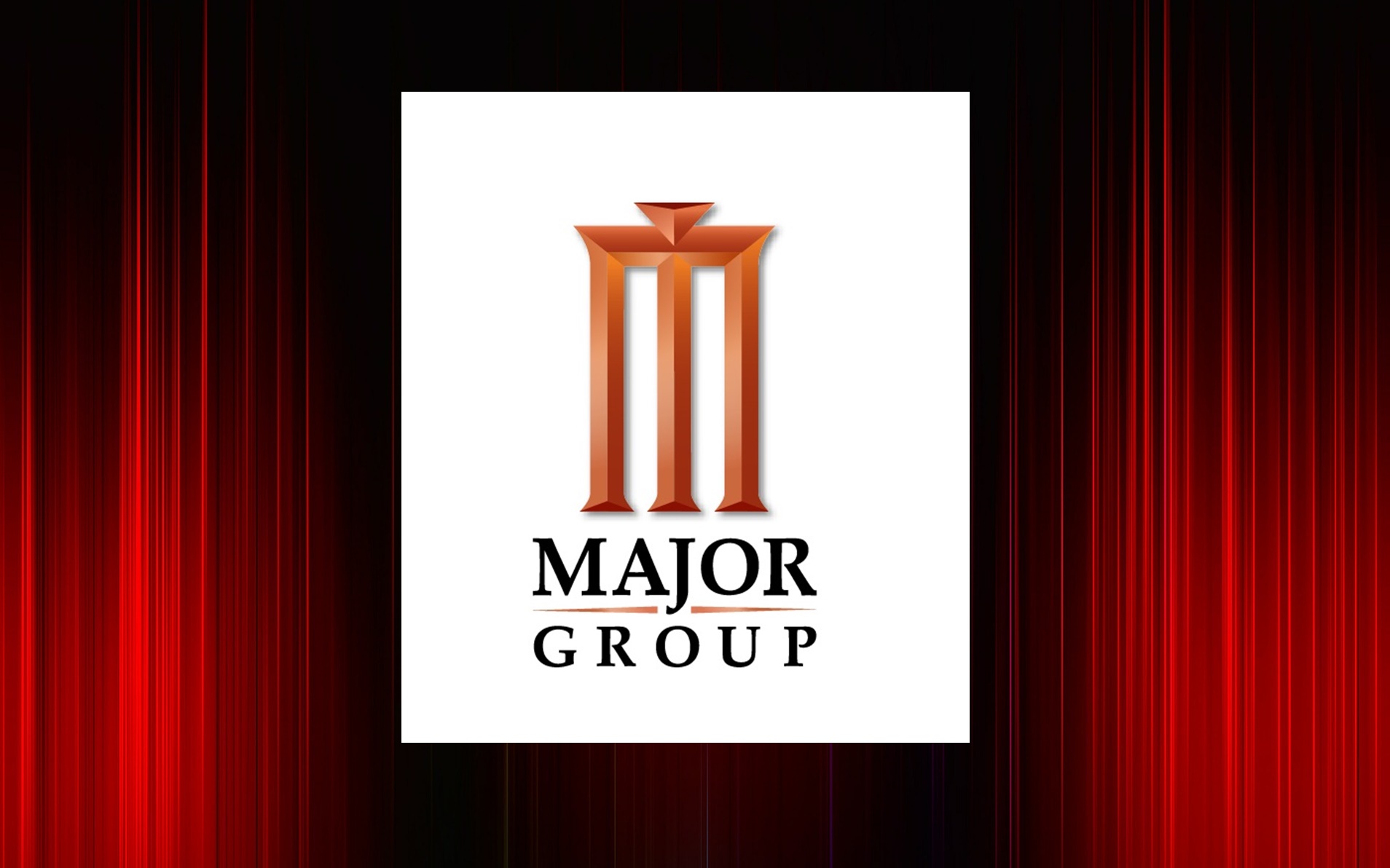 Major shows the first outdoor movie, free to watch for 14 days. - World ...