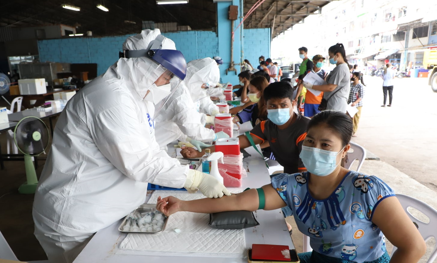 ผวาโควิดลามสมุทรสงคราม “มหาชัย” ปรับแผนคุมแรงงาน