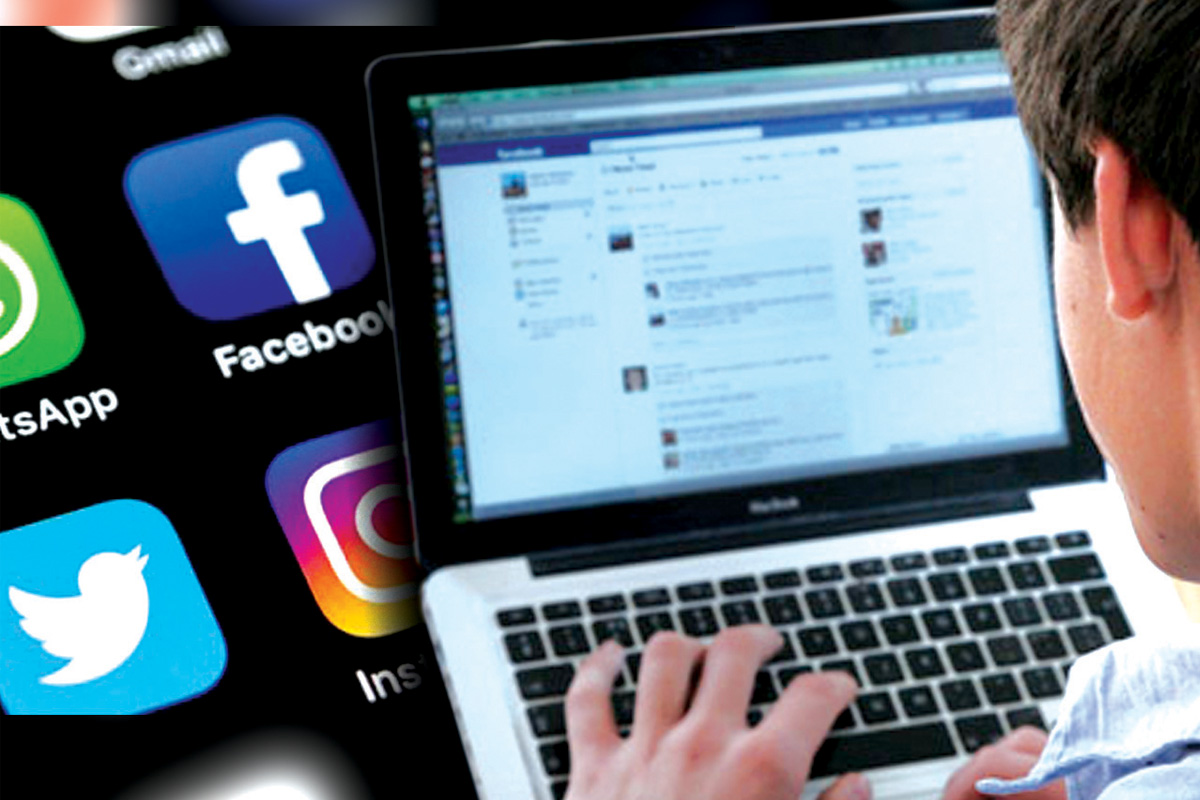สื่อ & Facebook บนผลประโยชน์ที่ต้องช่วงชิง