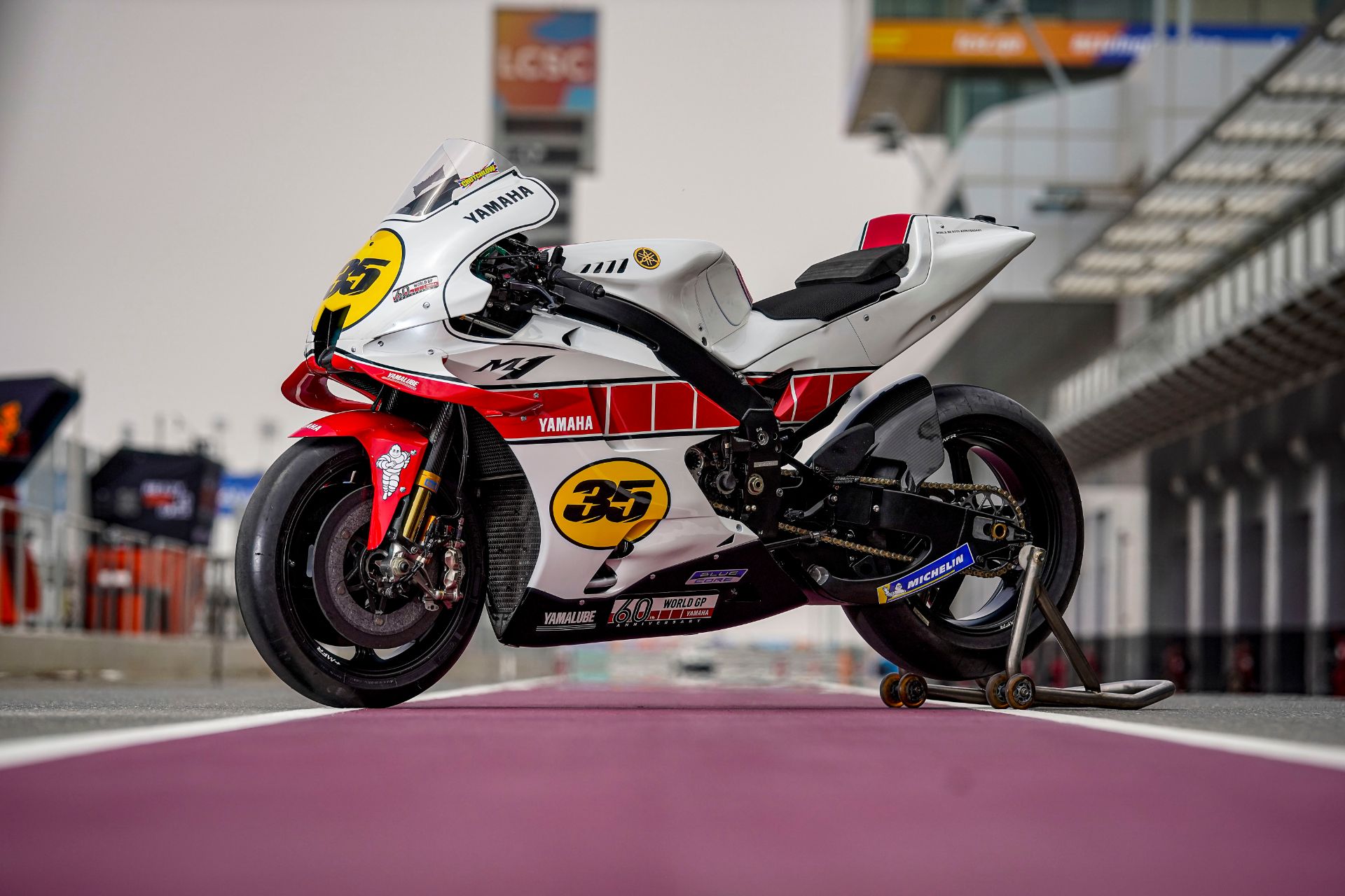 ยามาฮ่า บนเวที เวิลด์กรังด์ปรีซ์ ส่ง YZR-M1 ลายฉลองครบรอบ 60 ปี