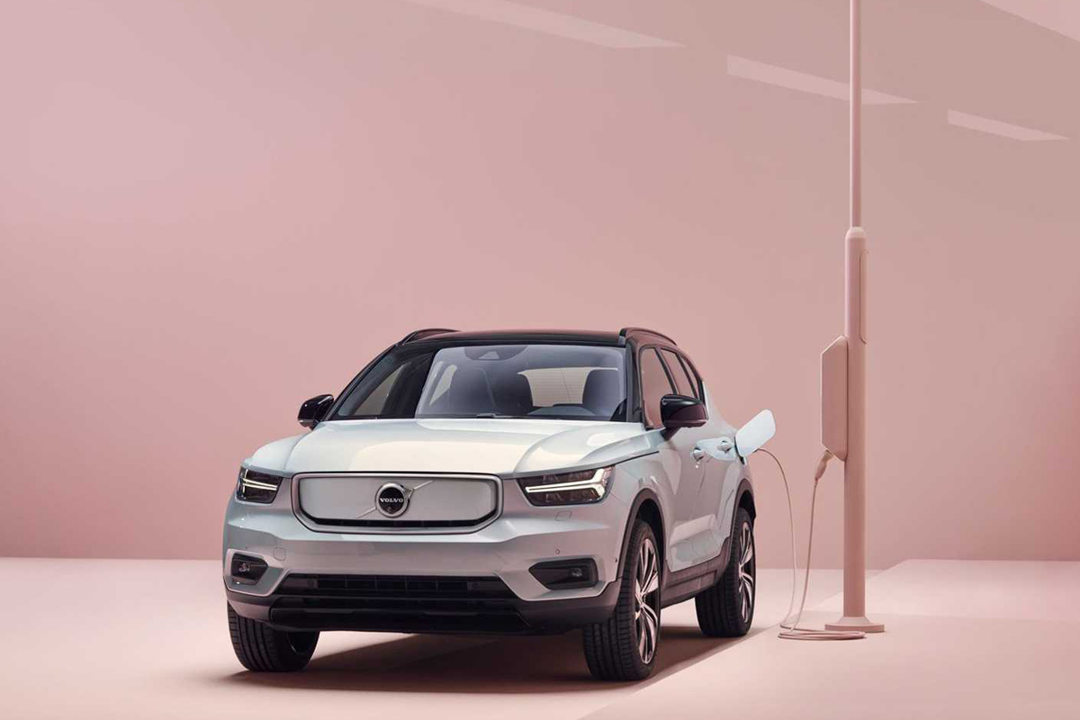 สนุกรักษ์โลกไปกับ วอลโว่ XC 40 RECHARGE PURE ELECTRIC