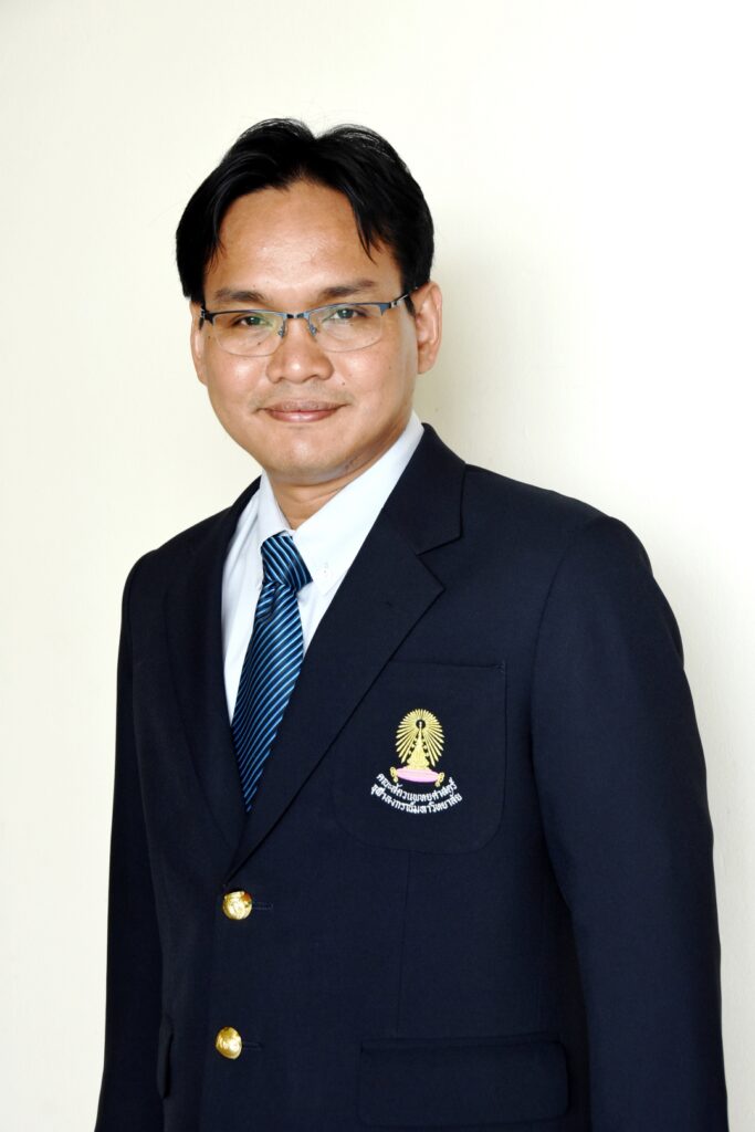 ศ.น.สพ.ดร. เผด็จ ธรรมรักษ์ คณะสัตวแพทย์ศาสตร์ จุฬาลงกรณ์มหาวิทยาลัย