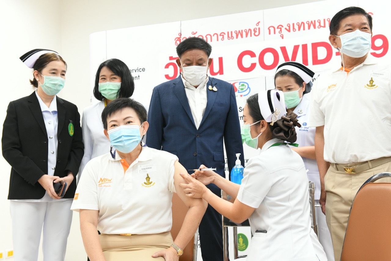 เปิดไทมไลน์ ฉีดวัคซีนโควิด กทม. กลุ่มแรก 33,000 ราย