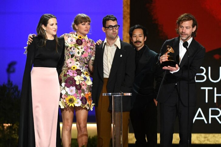 US-ENTERTAINMENT-GRAMMYS-MUSIC-AWARD-CELEBRITY-PANDEMIC-HEALTH