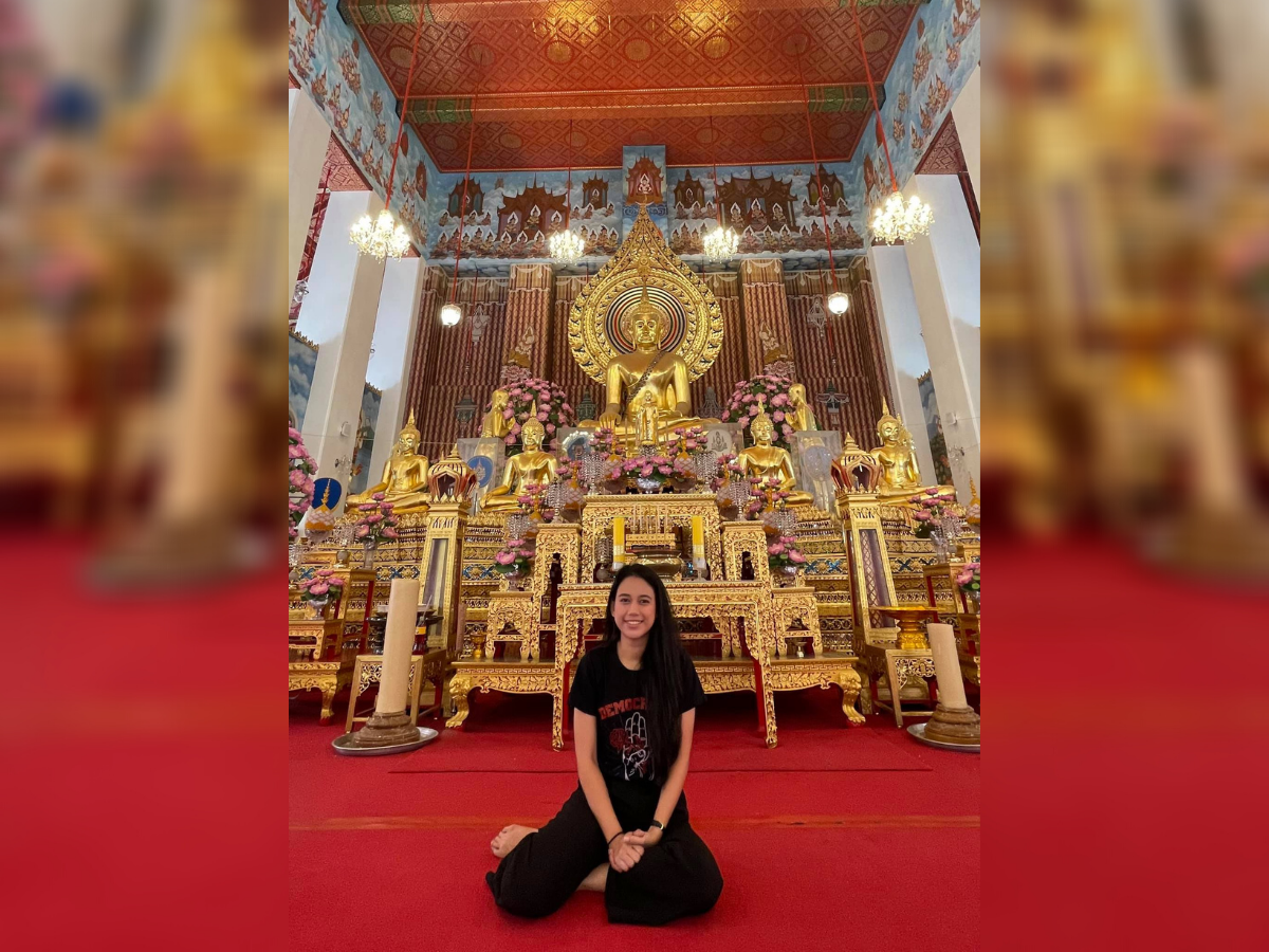 มายด์ ภัสราวลี ไหว้พระวัดชนะสงคราม ก่อนชุมนุมแยกราชประสงค์