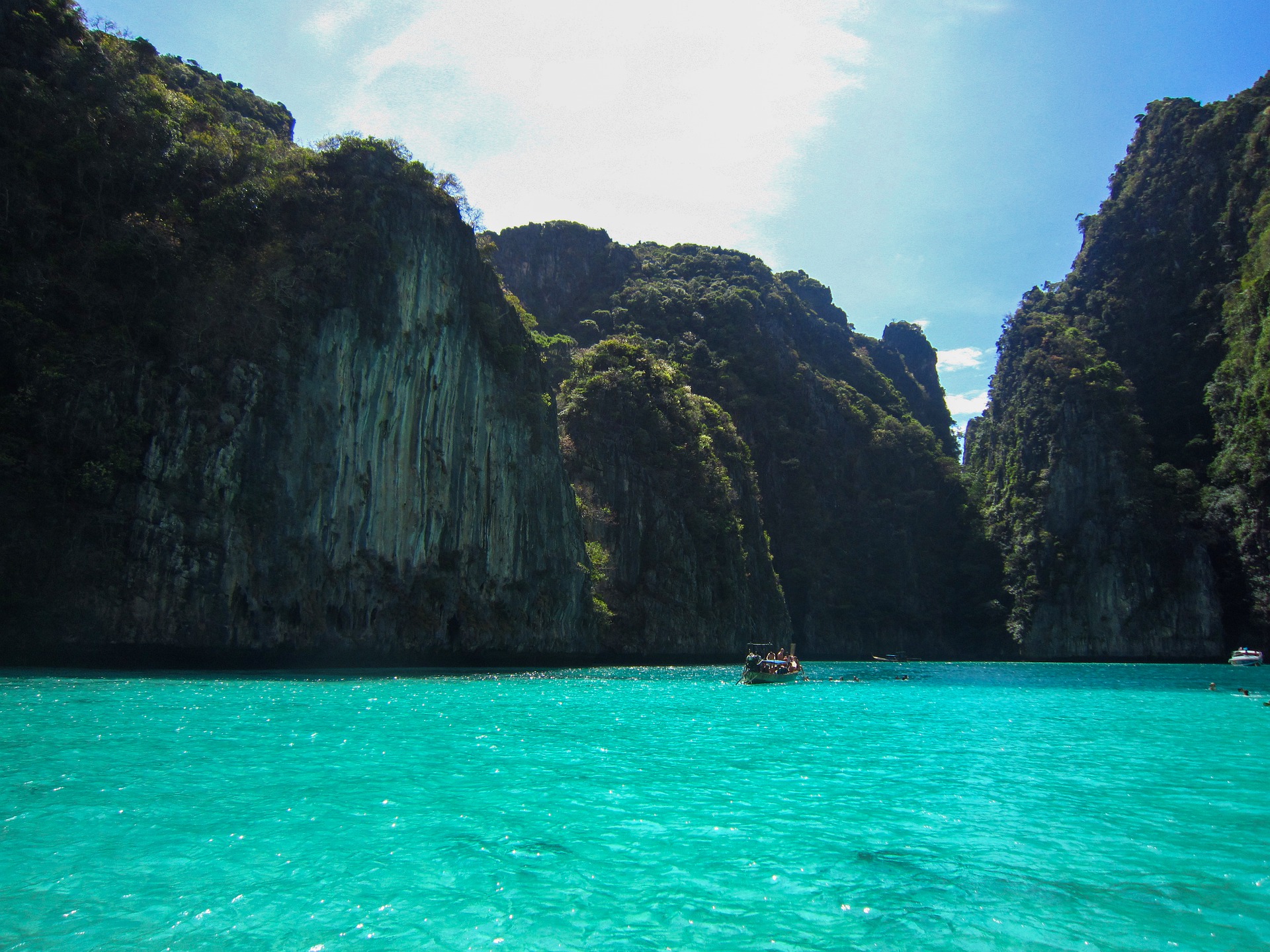 ภูเก็ตชง ศบศ.รับต่างชาติ 1 ก.ค. ไม่ต้องกักตัว ขอวัคซีน 9 แสนโดส