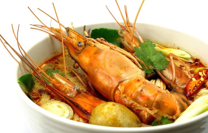 ต้มยำกุ้ง ต้มยำกุ้ง