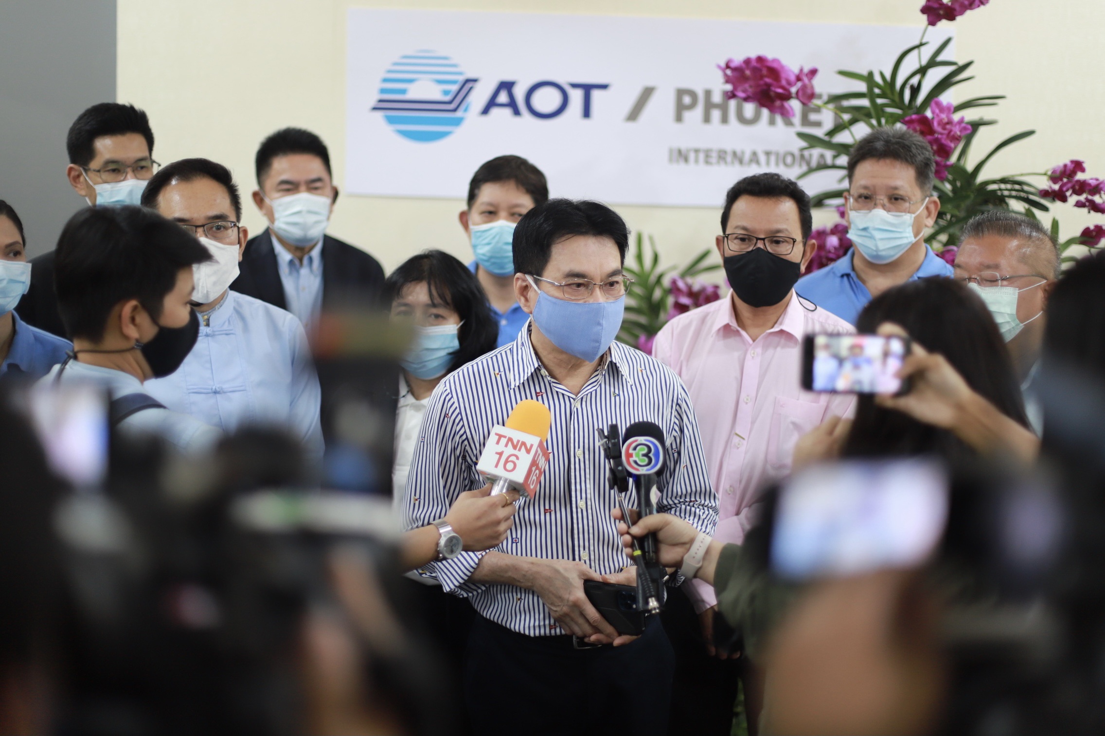 จุรินทร์ เตรียมแผนกู้คลองสุเอซยืดเยื้อ เปลี่ยนเส้นทางวิ่ง ช้าลง 10 วัน