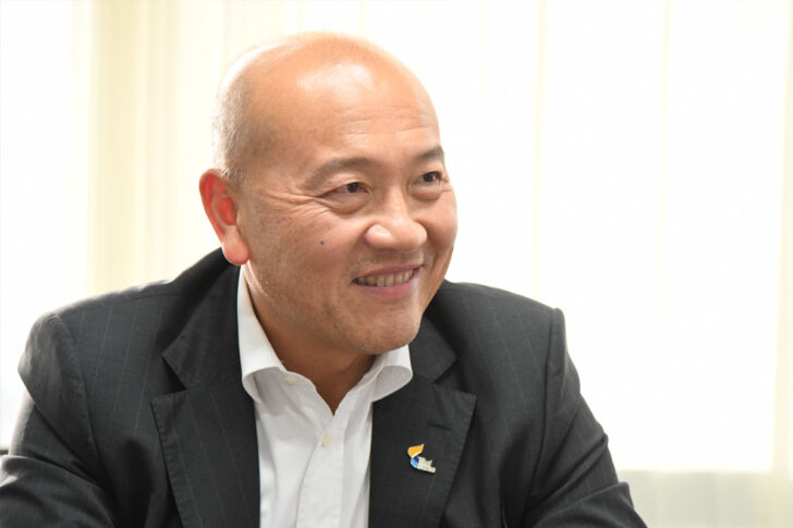 ธีรพงศ์ จันศิริ