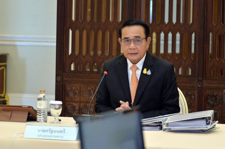นายกฯ-บอร์ดดีอี นายกฯ-บอร์ดดีอี