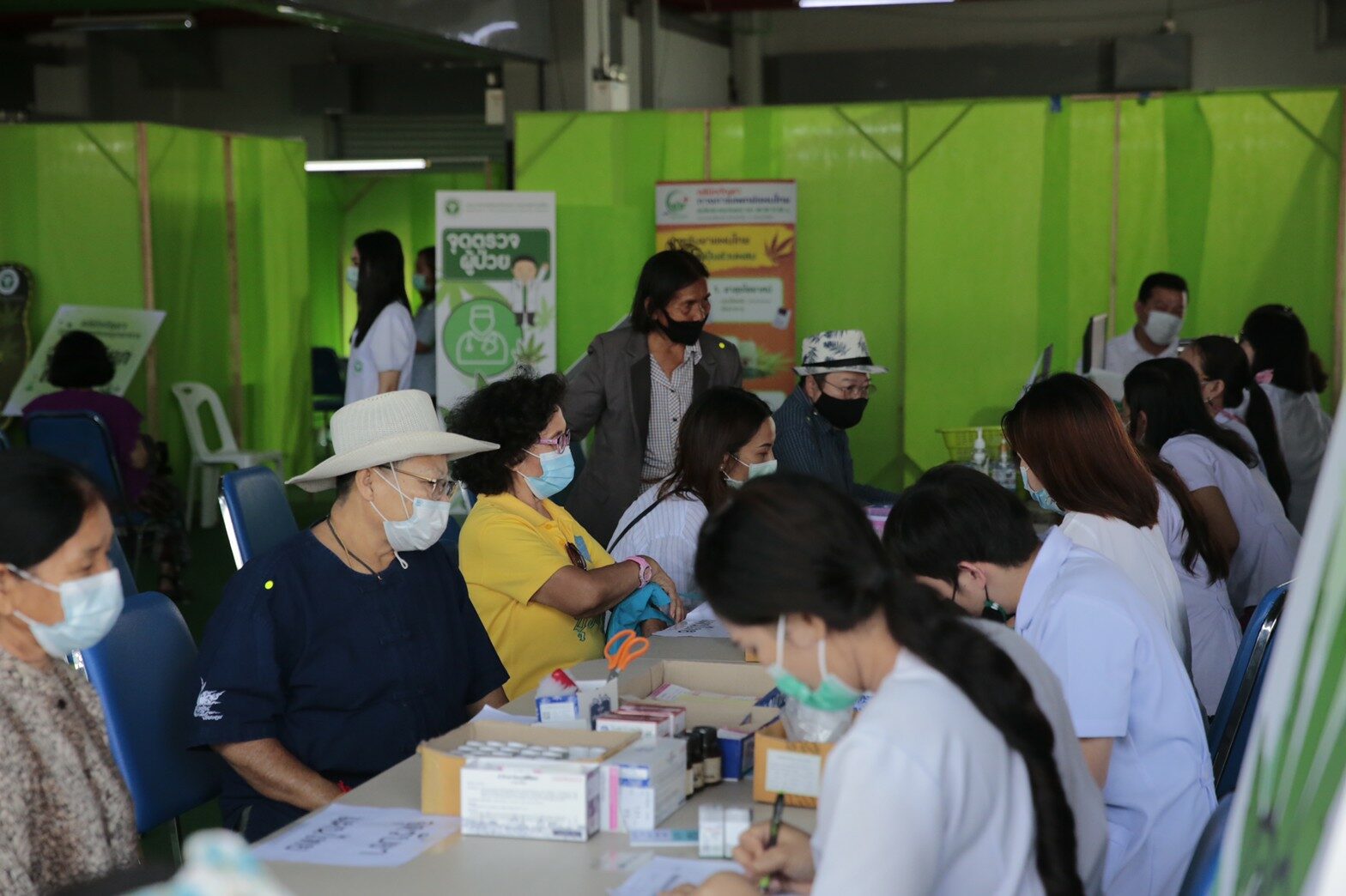 ผู้ป่วยปลื้ม “คลินิกกัญชา” หมอดี-รักษาฟรี แนะจัดอีกในกรุงเทพฯ