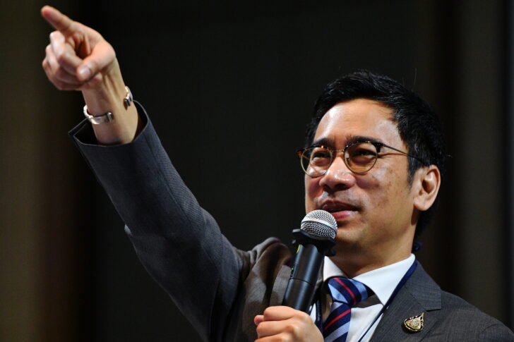 ดร.เศรษฐพุฒิ สุทธิวาทนฤพุฒิ ดร.เศรษฐพุฒิ สุทธิวาทนฤพุฒิ
