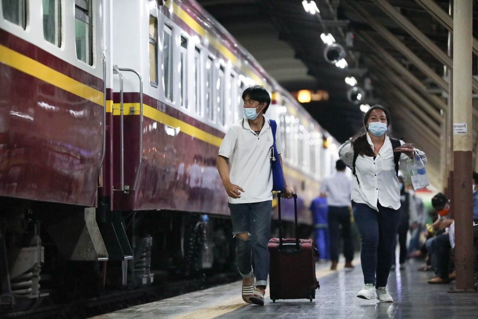 รถไฟหยุดวิ่ง 121 ขบวนถึง 31 พ.ค. สกัดโควิดลามทั่วประเทศ