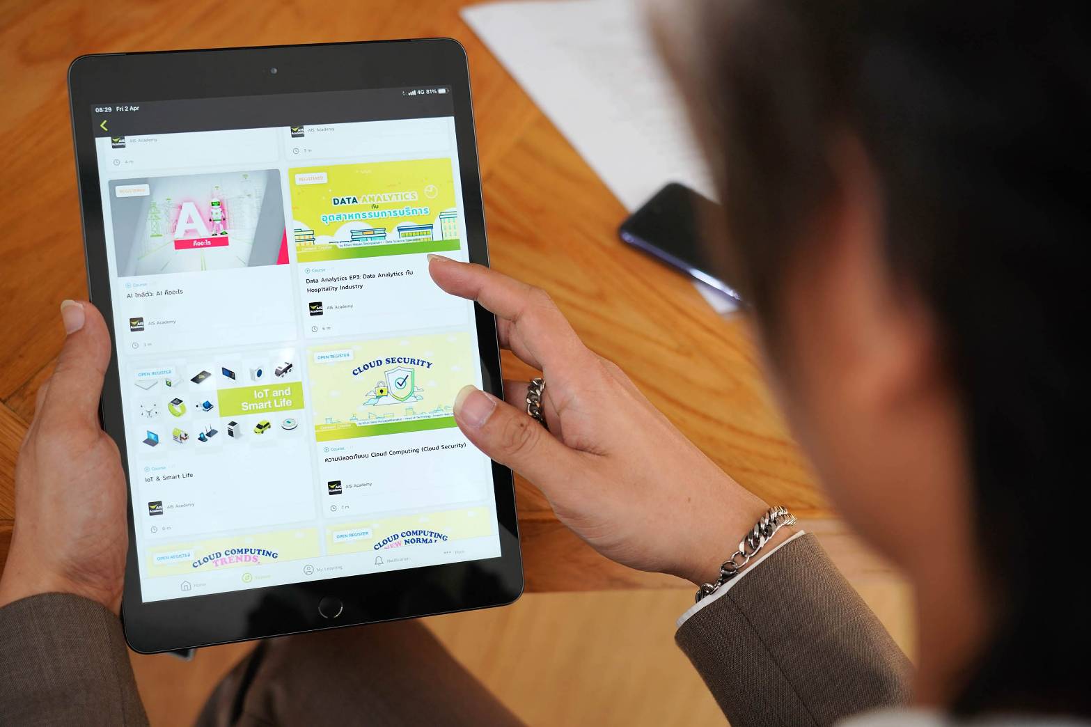 เอไอเอส ลุย EdTech เปิดตัว “เลิร์นดิ” เร่งอัพสกิลดิจิทัลคนไทย