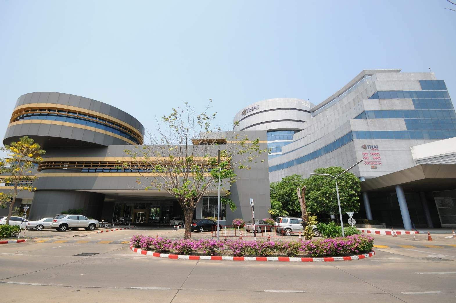 กลุ่ม ปตท. คว้าประมูลศูนย์ฝึกอบรมการบินไทย 1,810 ล้าน