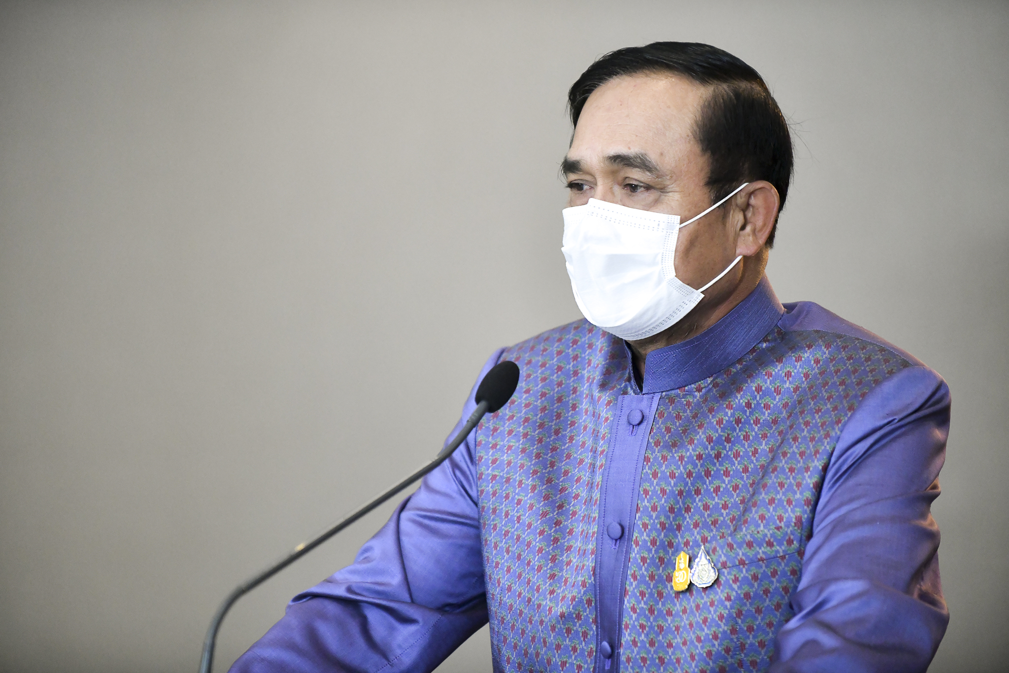 “ประยุทธ์” ให้กำลังใจ “อนุทิน” วอนกลุ่มแพทย์ร่วมมือ ดีกว่าขัดแย้งกัน