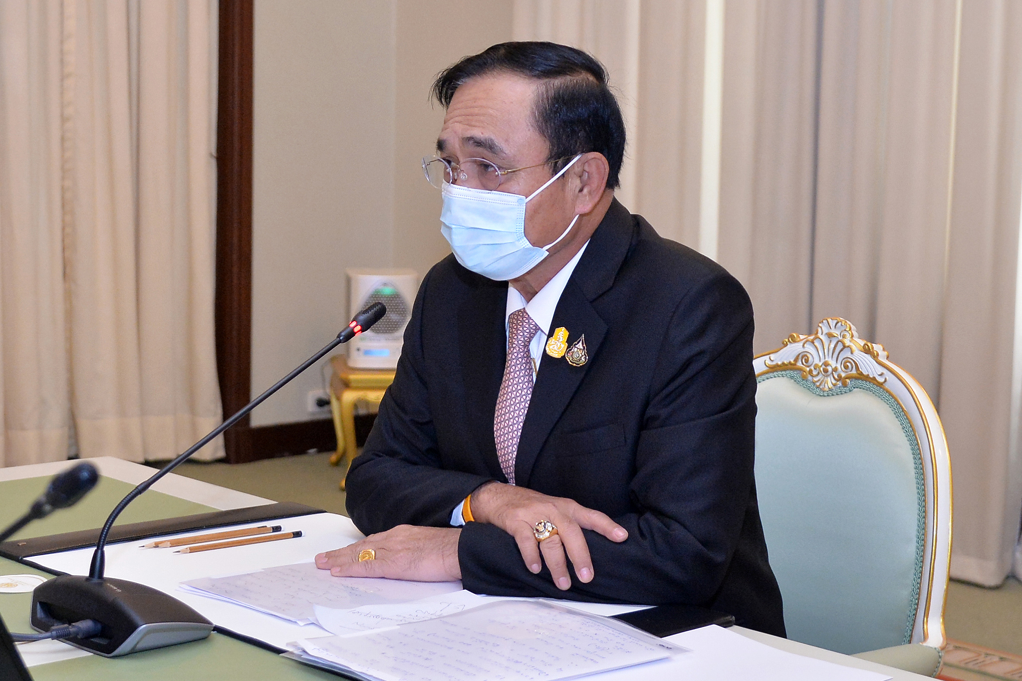 “ประยุทธ์” เร่งฉีดวัคซีนให้ประชาชน มั่นใจไทยควบคุม ลดผู้ติดเชื้อโควิดได้