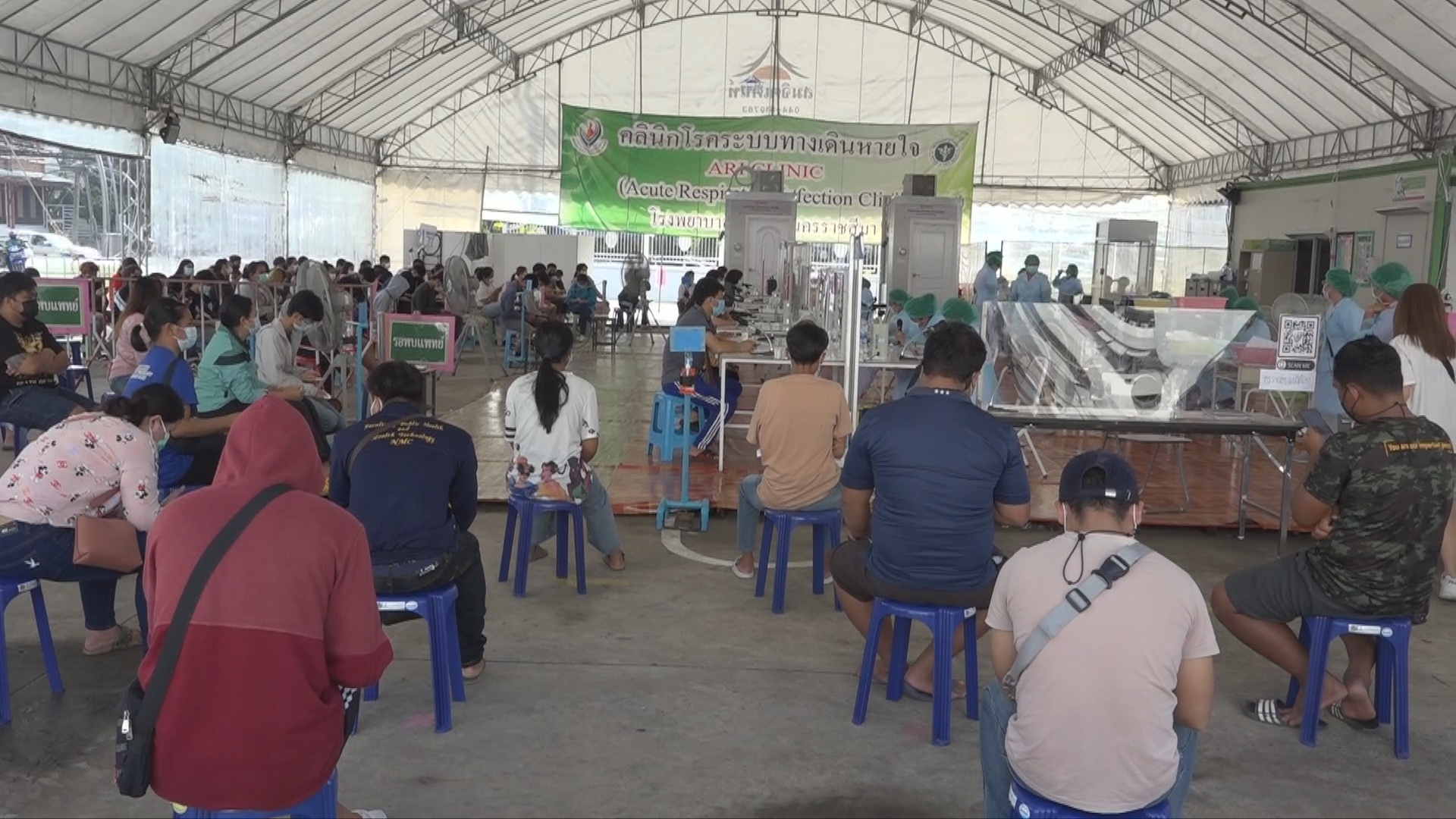 โคราช แห่ตรวจโควิดจากคลัสเตอร์ร้านหมูกระทะ ล่าสุดพบติดเชื้อ 21 ราย