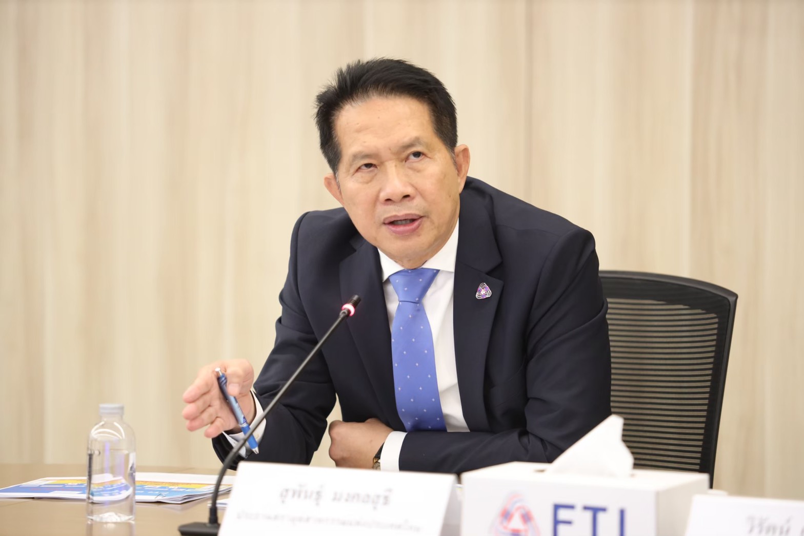 เอกชนใจชื้น “บิ๊กตู่” รับปากเร่งจัดหาวัคซีน 1 ล้านโดสให้ทัน พ.ค. นี้