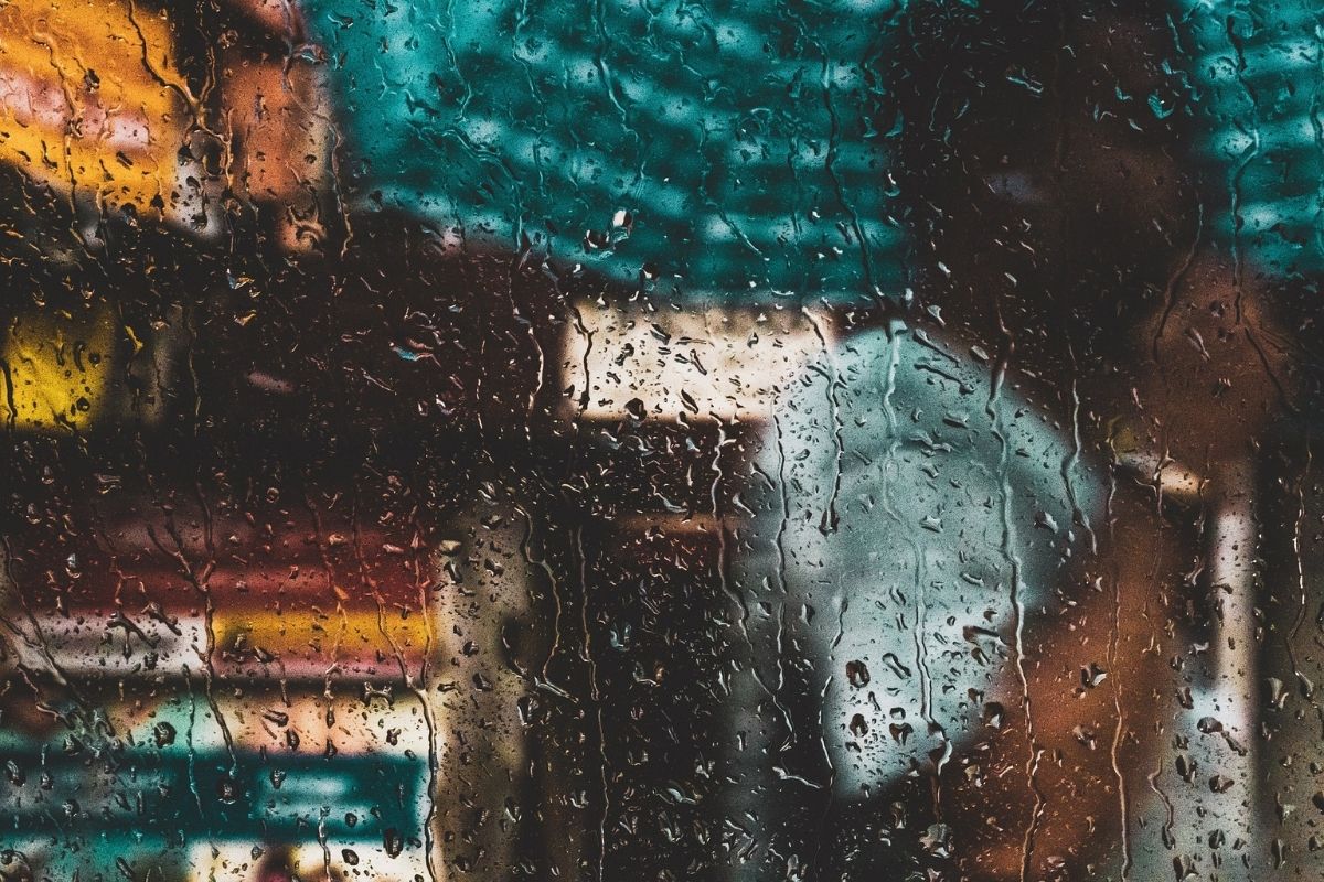 กรมอุตุ เตือนไทยเจอพายุฤดูร้อน “ฝนตกหนัก-ลมแรง” หลายพื้นที่ วันนี้