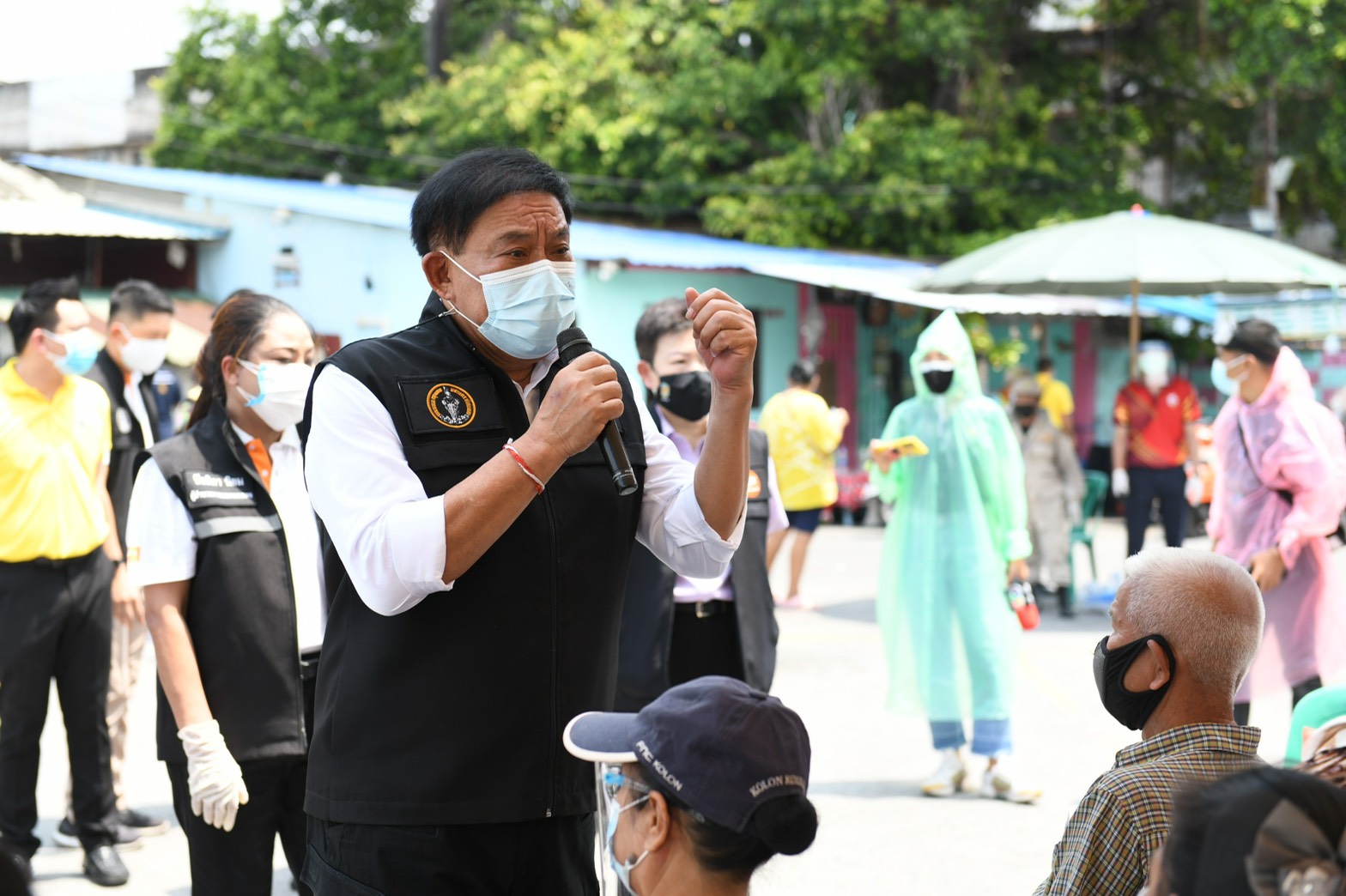 กทม.เข้มคัดกรองโควิด “คลองเตย-ปทุมวัน” รักษา-ให้ยาฟาวิพิราเวียร์กรณีติดเชื้อ