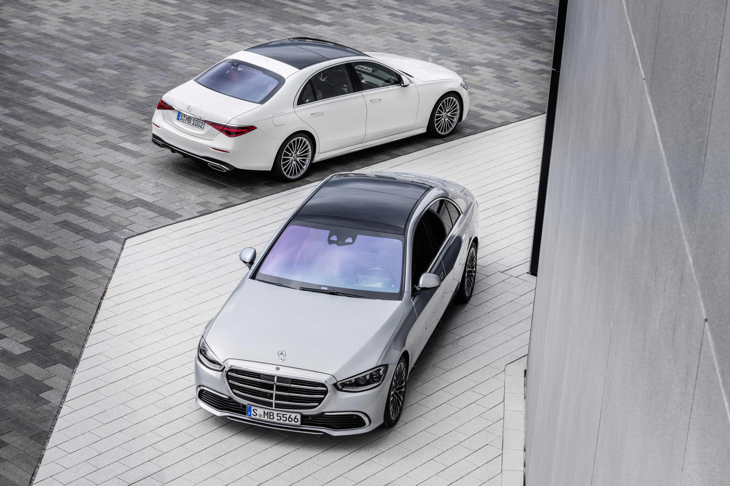 เมอร์เซเดส-เบนซ์ เปิดราคา The new S-Class ไม่ถึง 7 ล้าน