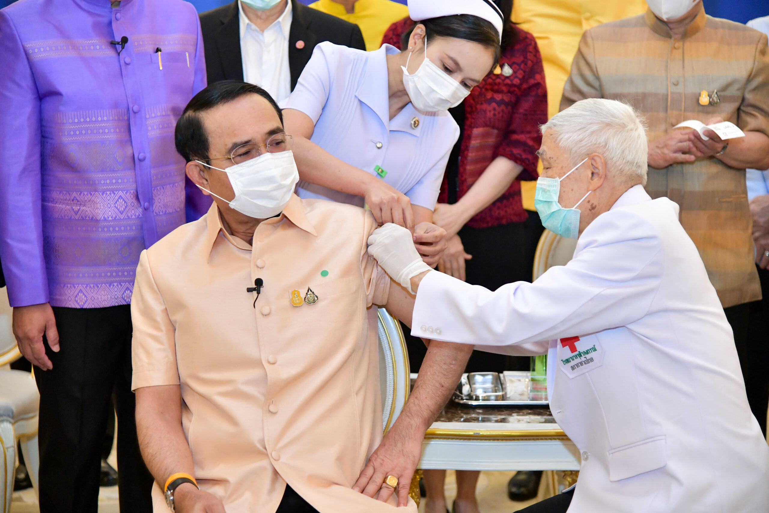 ประยุทธ์ ฉีดวัคซีนเข็ม 2 “แอสตร้าเซนเนก้า” พรุ่งนี้ (24 พ.ค.)