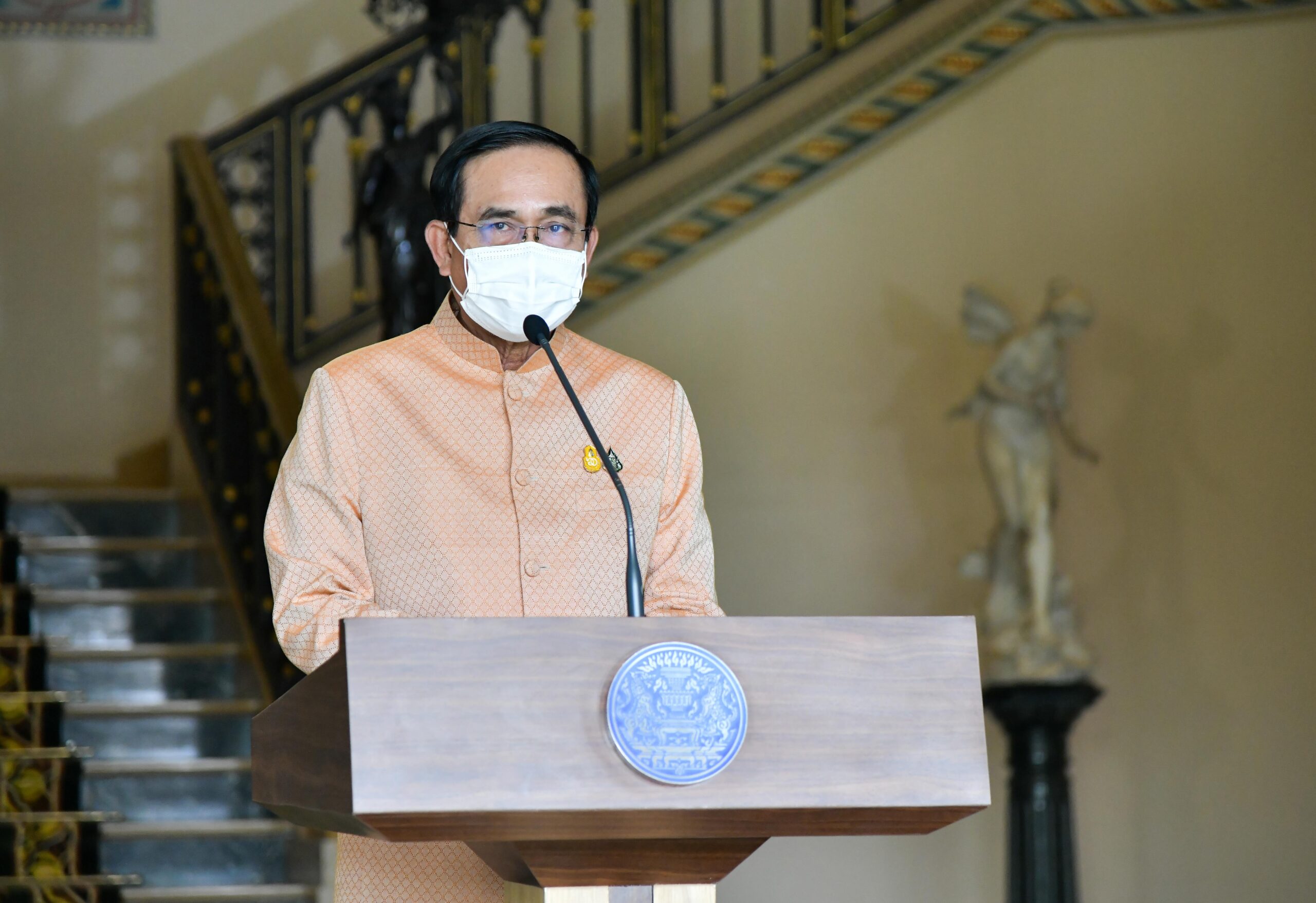 ประยุทธ์ เทหมดหน้าตัก 2.45 แสนล้าน คลอดมาตรการ สู้พิษโควิดระลอกสาม