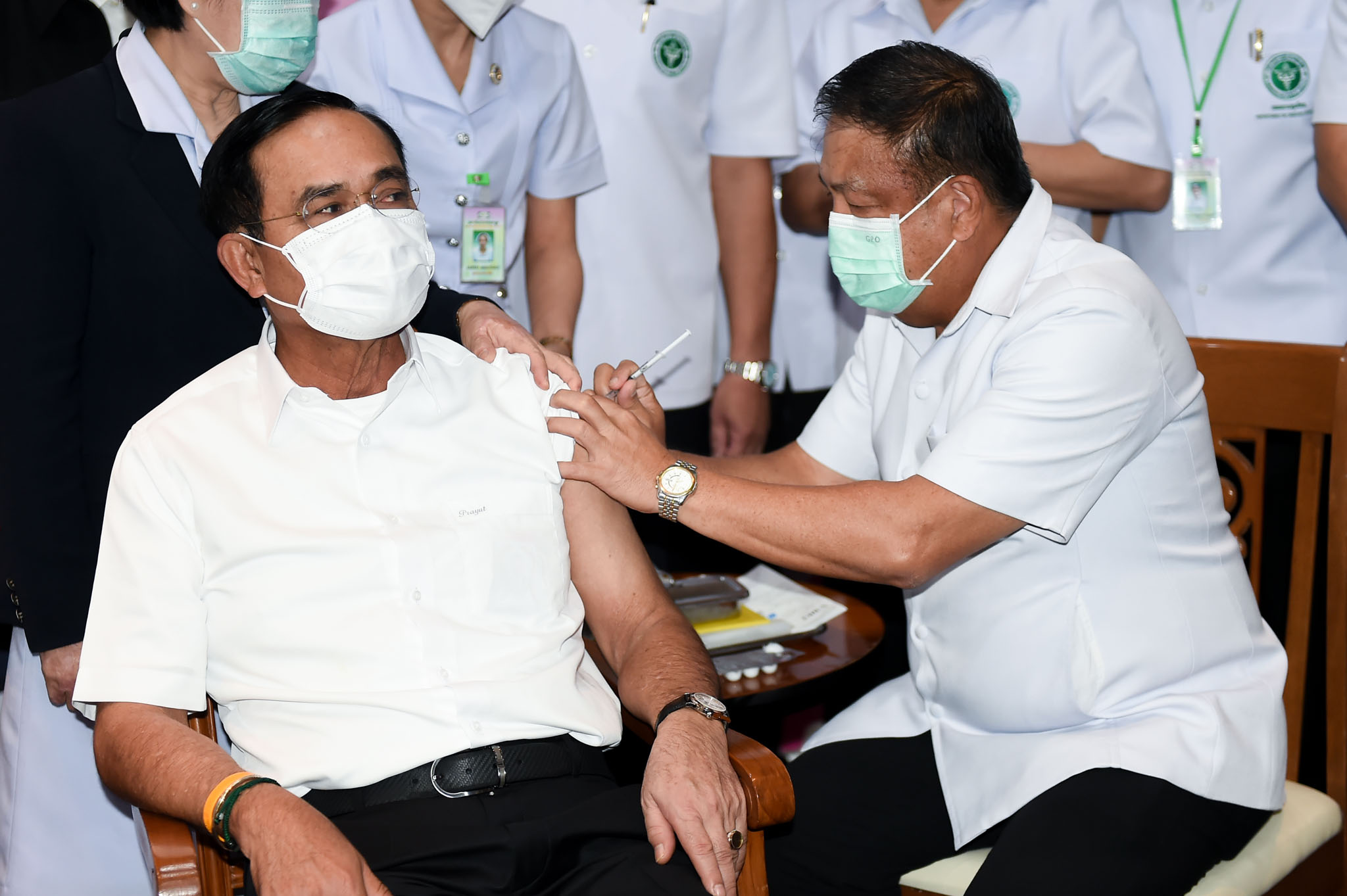 ประยุทธ์ ปรับแผนกระจายวัคซีนใหม่ ทั้งภาคธุรกิจ-ภาครัฐ