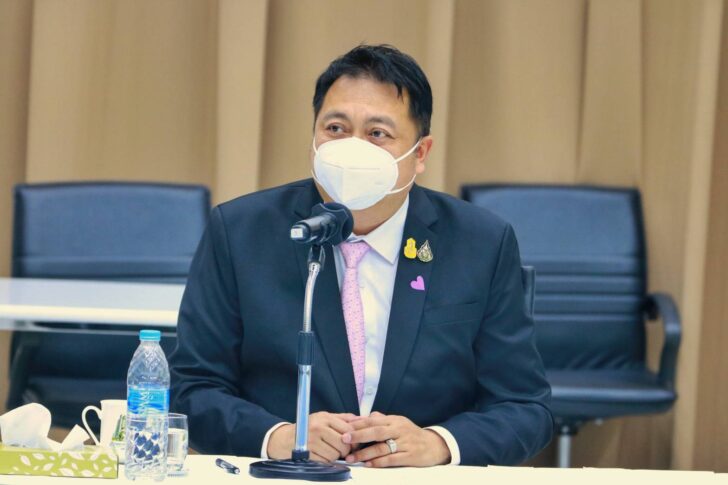 สุชาติ ชมกลิ่น