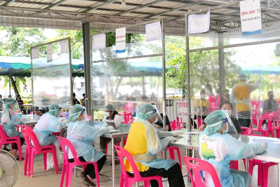 จันทบุรีติดโควิดเพิ่ม 36 ราย โยง “คลัสเตอร์ชาวอัฟริกัน” ค้าขายพลอย