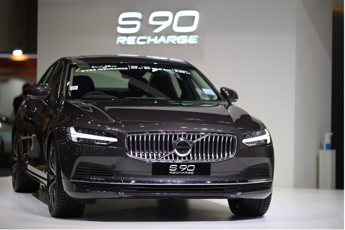 วอลโว่ S90 Recharge T8 AWD จัดจ้านด้วย…พลังไฟฟ้า