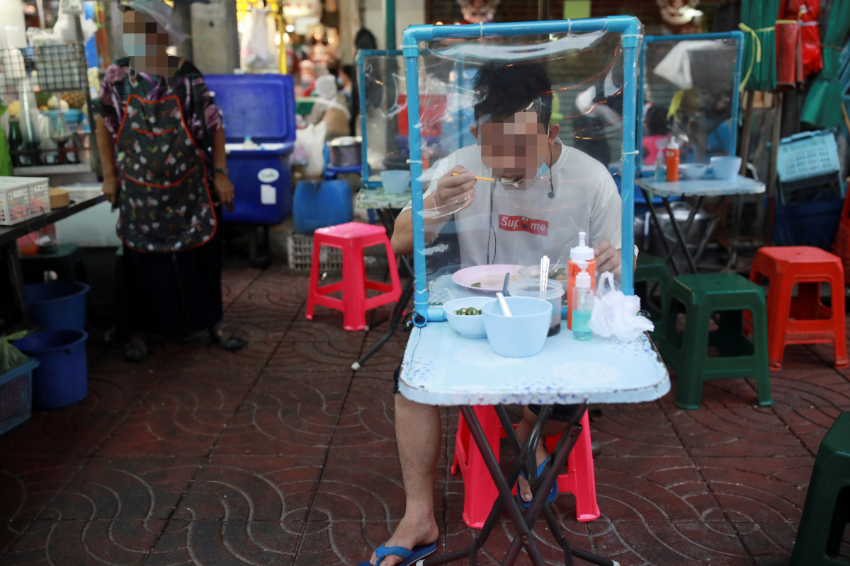 กทม. ปิดสถานที่เสี่ยงถึง 31 พ.ค. ร้านอาหาร นั่งทานได้ไม่เกิน 3 ทุ่ม