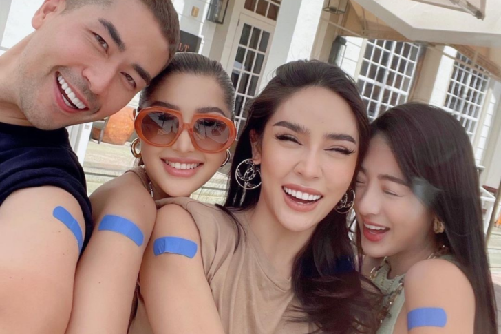 รีวิว