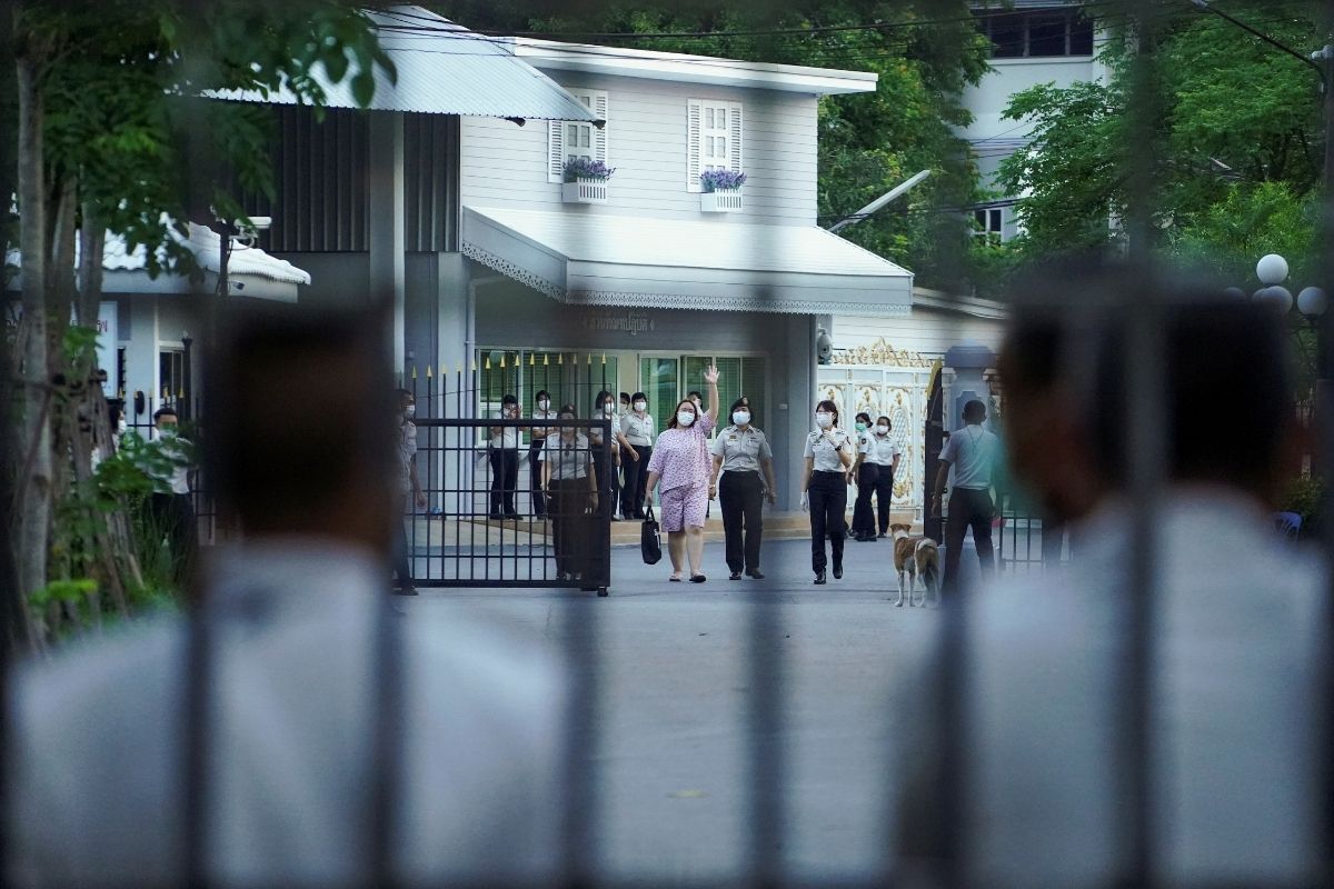 “รุ้ง ปนัสยา” ติดโควิด หลังออกจากทัณฑสถานหญิงกลาง