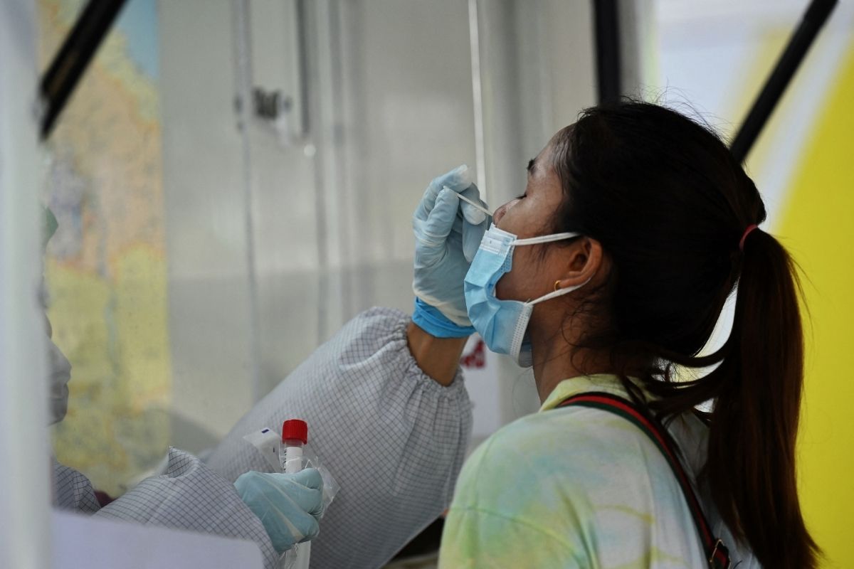 ศบค. พบติดเชื้อโควิดวันนี้ (15พ.ค.) เพิ่ม 3,095 ราย จากเรือนจำ 877 คน