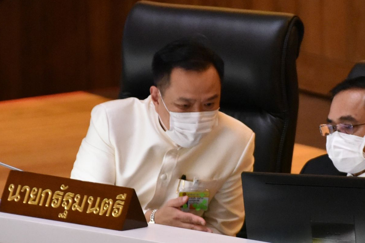ถอดรหัส 61+4 เสียงภูมิใจไทย วัคซีนการเมืองที่ ประยุทธ์ ขาดไม่ได้