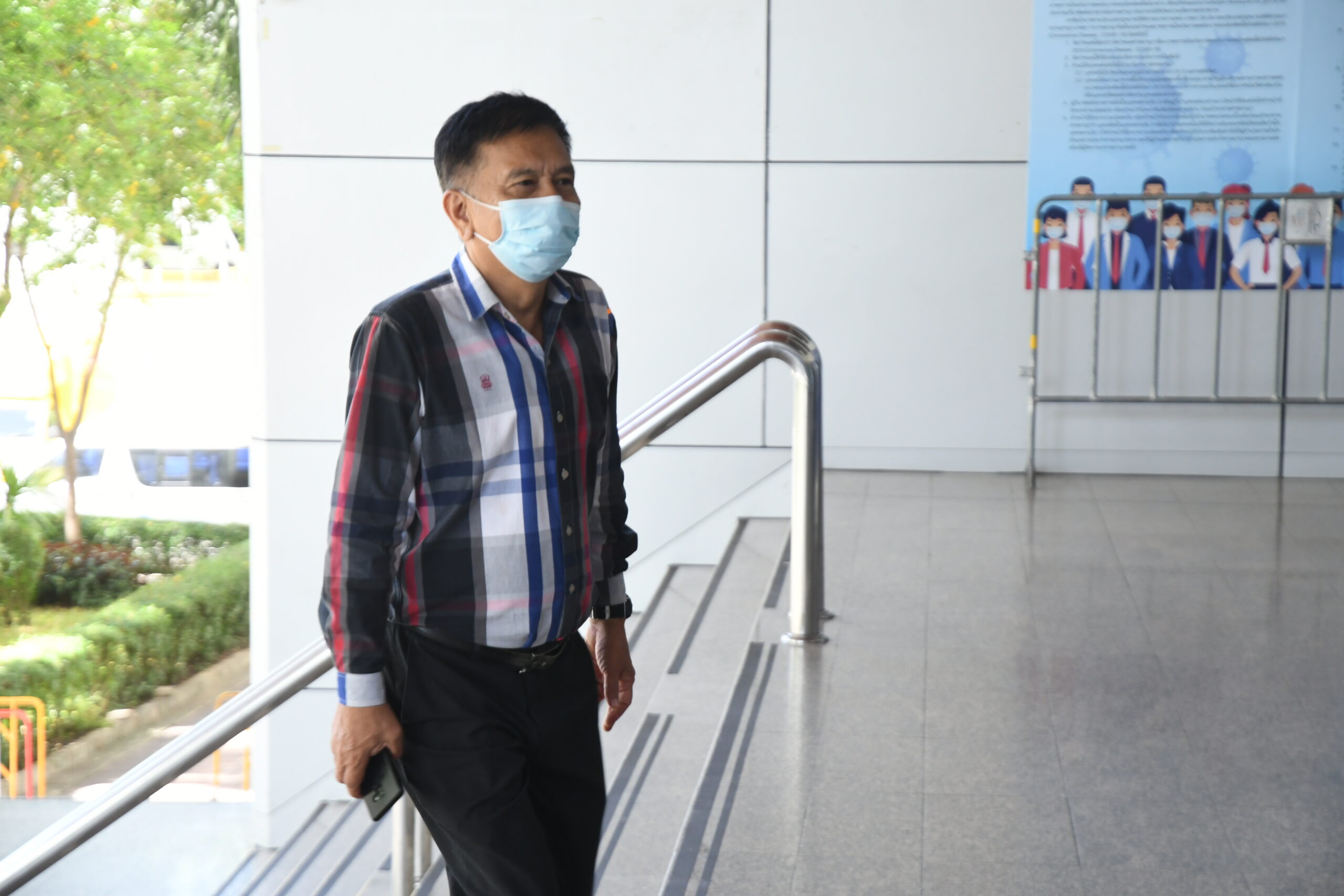 อมร อมรรัตนานนท์ หรือ รัชต์ยุตม์ ศิรโยธินภักดี