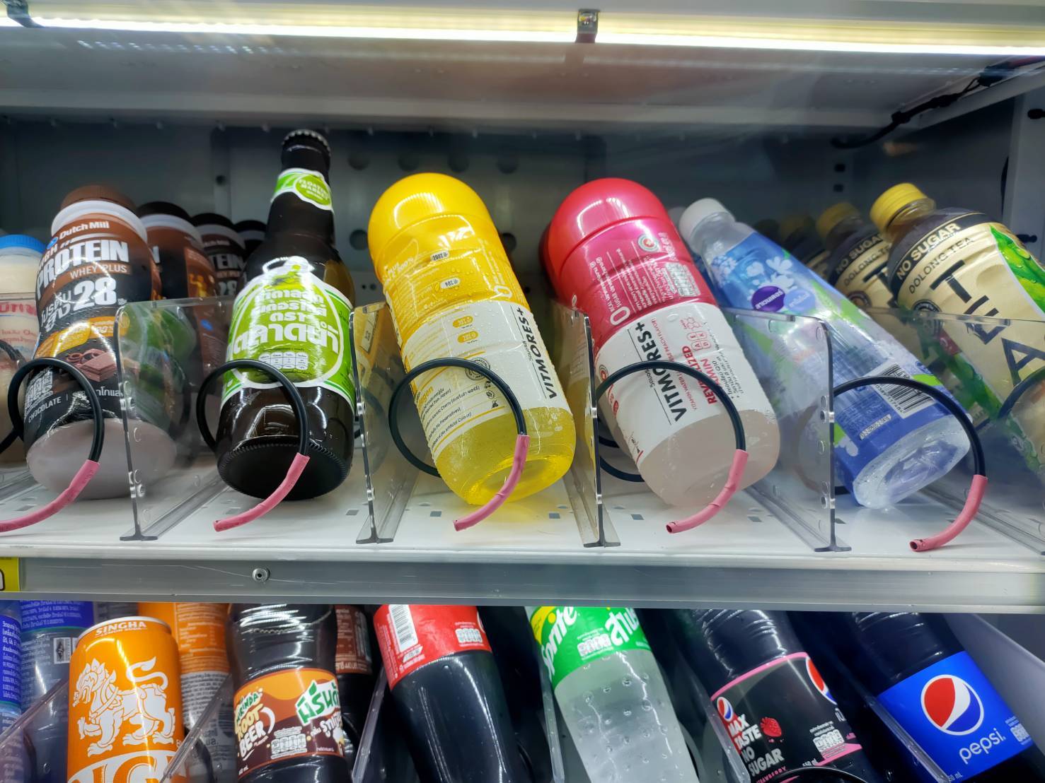 คิง เพาเวอร์ ส่ง “วิตมอรส์” น้ำวิตามินน้องใหม่ชิงตลาด 3.5 พันล้าน